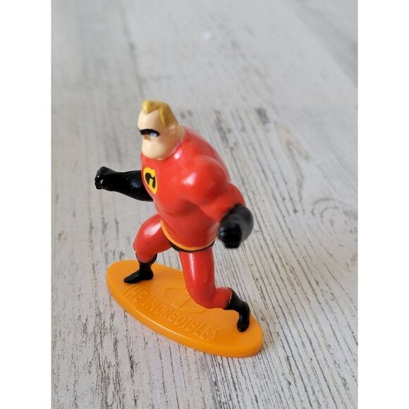 Mr Incredible The Incredibles 2 SuperHero dad toy figure - Picture 2 of 4
